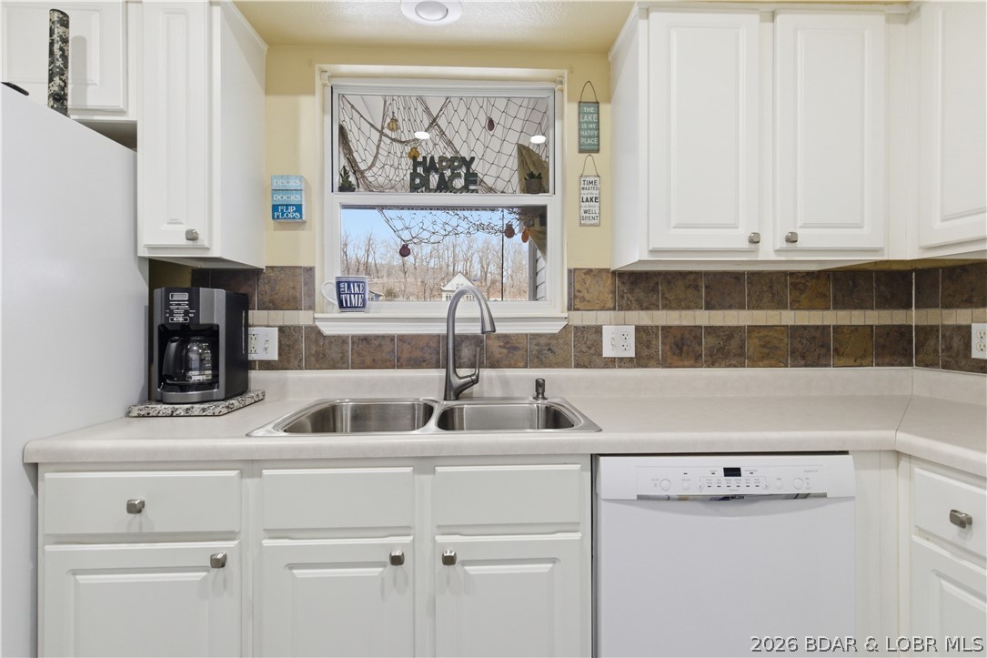 40 Lighthouse Road, Unit 102 Lake Ozark, MO 65049 - Photo 3 of 40