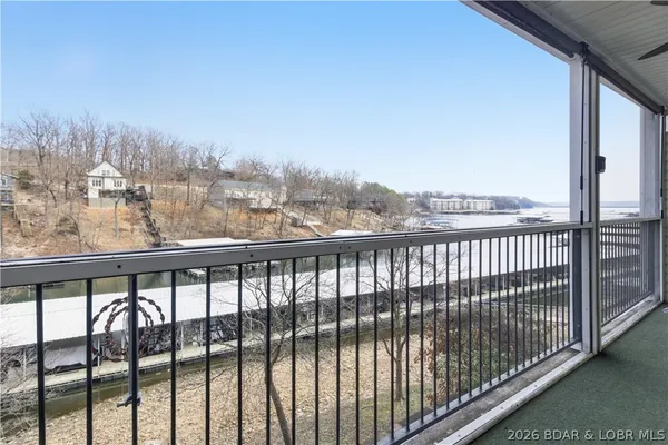 $199,900 | 40 Lighthouse Road, Unit 102, Lake Ozark, MO 65049