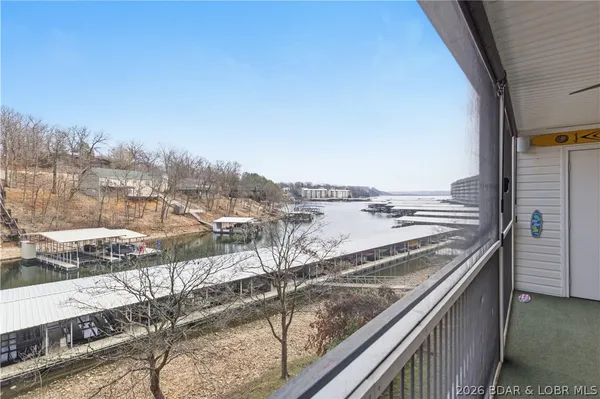 $199,900 | 40 Lighthouse Road, Unit 102, Lake Ozark, MO 65049