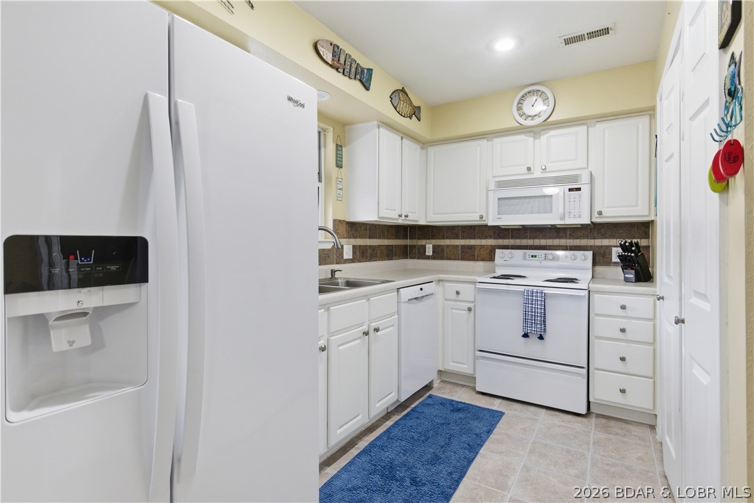 40 Lighthouse Road, Unit 102 Lake Ozark, MO 65049 - Photo 4 of 40