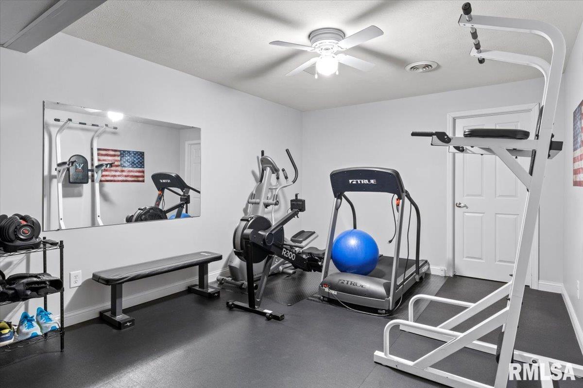 3801 Kerry Boulevard Springfield, IL 62712 - Photo 36 of 50