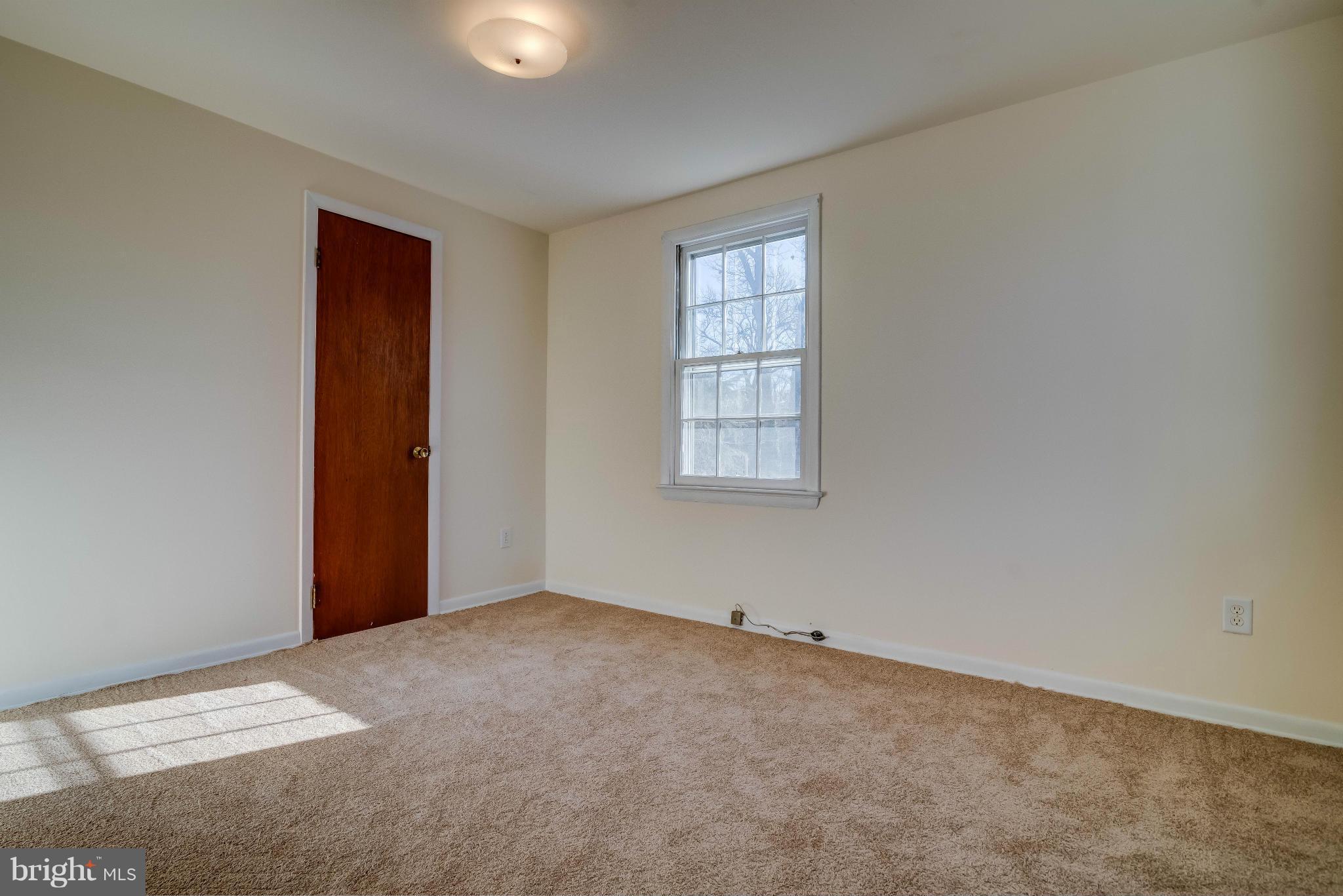 6205 Landover Road Cheverly, MD 20785 - Photo 19 of 30 Upstairs bedroom #4