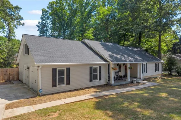 $395,000 | 2960 Mobley Drive, Dacula, GA 30019