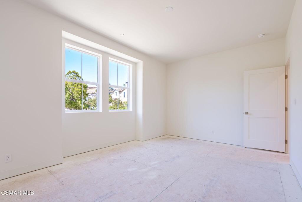 4699 Summit Avenue Simi Valley, CA 93063 - Photo 42 of 64