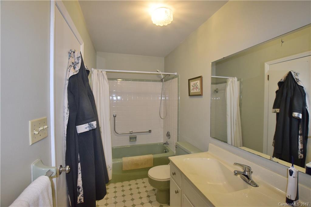 2373 Riceville Road Asheville, NC 28805 - Photo 14 of 24 Gallery Image 14
