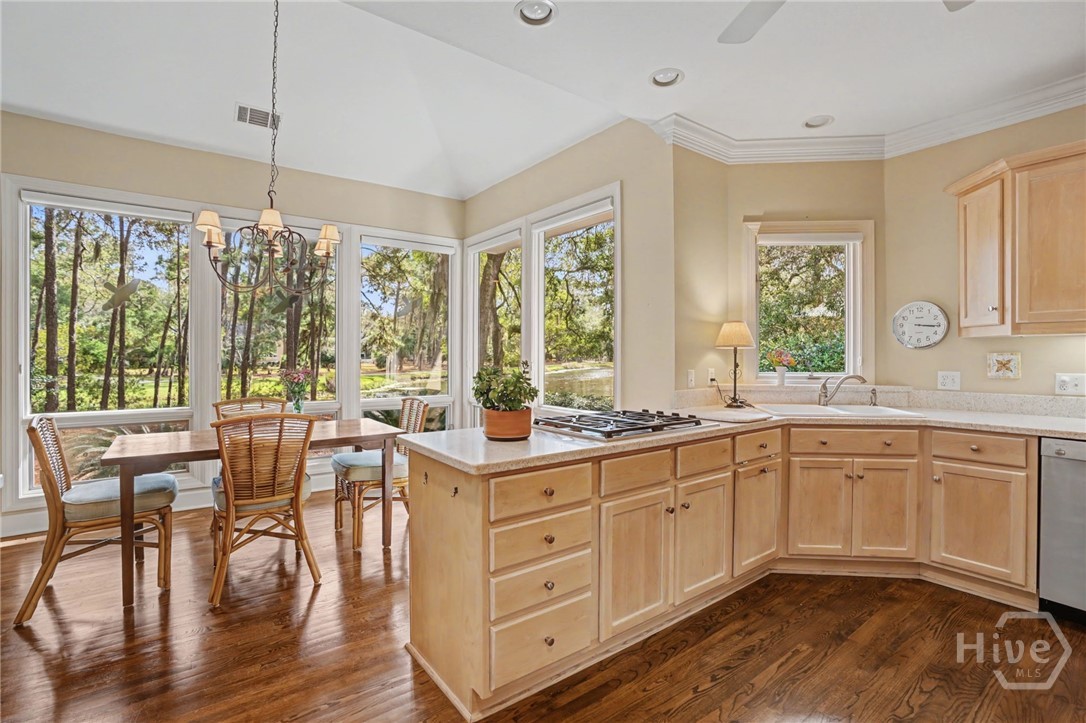 92 Bartram Road Savannah, GA 31411 - Photo 12 of 38 Gallery Image 12