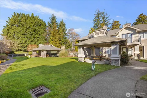 $699,950 | 9217 122nd Court Northeast, Unit 119, Kirkland, WA 98033