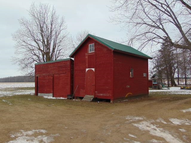 2656 East Harrison Road Alma, MI 48801 - Photo 2 of 27 1896266-1.JPG