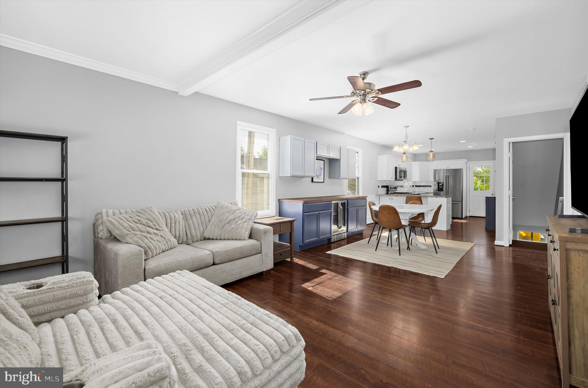 405 West Maple Road Linthicum Heights, MD 21090 - Photo 8 of 67