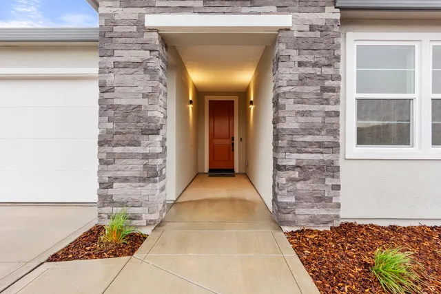 $828,708 | 4156 Aura Way, Rancho Cordova, CA 95742