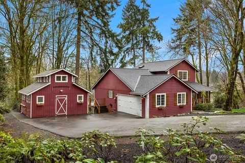 $1,345,000 | 1585 Park View Drive Northeast, Bainbridge Island, WA 98110