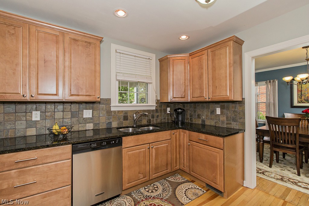 2540 Traymore Road Cleveland, OH 44118 - Photo 7 of 20 Gallery Image 7