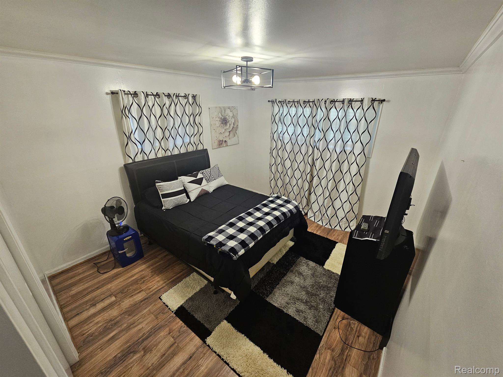 16035 Allen Road Southgate, MI 48195 - Photo 10 of 13 Gallery Image 10
