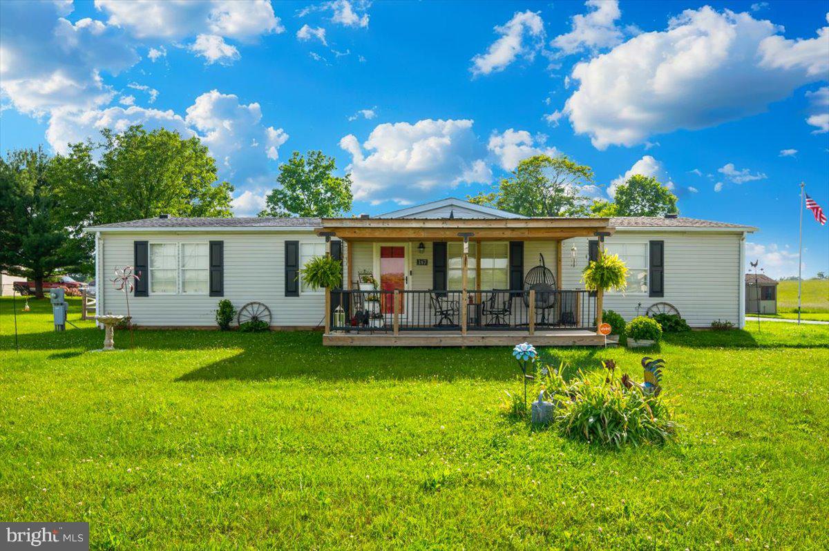 187 Downey Orchard Road Falling Waters, WV 25419 - Photo 3 of 58 Gallery Image 3