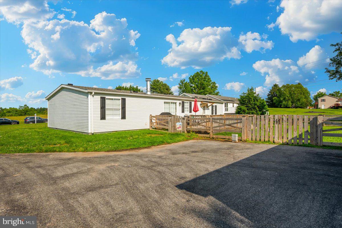 187 Downey Orchard Road Falling Waters, WV 25419 - Photo 47 of 58 Gallery Image 47