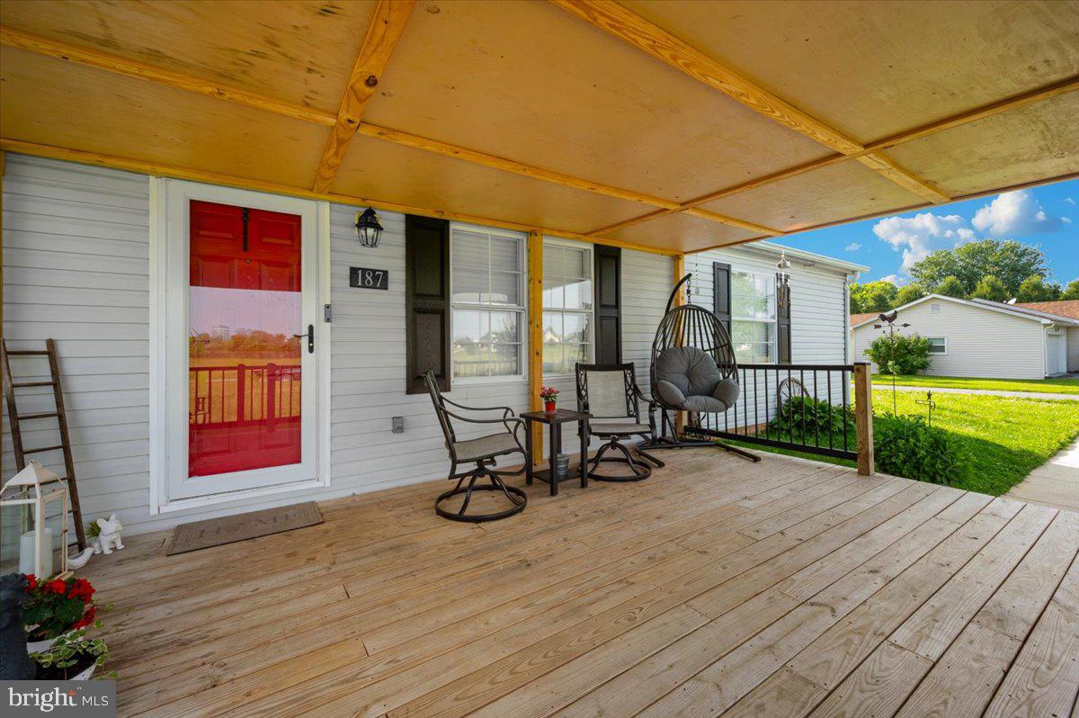 187 Downey Orchard Road Falling Waters, WV 25419 - Photo 7 of 58 Gallery Image 7
