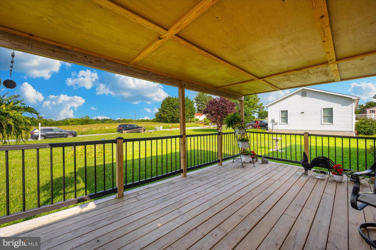 187 Downey Orchard Road Falling Waters, WV 25419 - Photo 8 of 58 Gallery Image 8