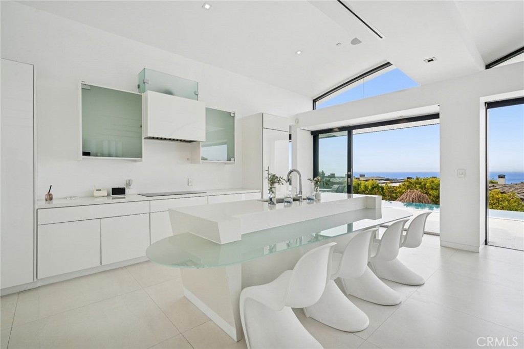 4607 Perham Road Corona del Mar, CA 92625 - Photo 12 of 62