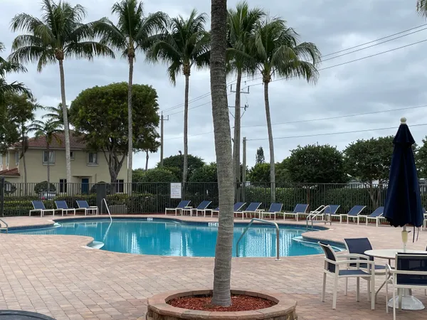 $399,000 | 3121 North Evergreen Circle, Boynton Beach, FL 33426