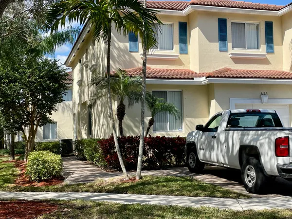 $399,000 | 3121 North Evergreen Circle, Boynton Beach, FL 33426