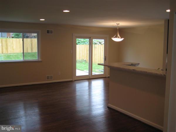 723 Whitaker Terrace Silver Spring, MD 20901 - Photo 17 of 20 Interior (General)