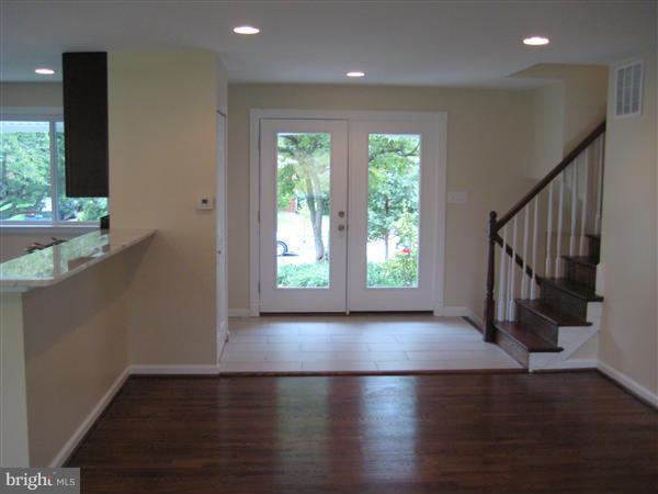 723 Whitaker Terrace Silver Spring, MD 20901 - Photo 9 of 20 Interior (General)