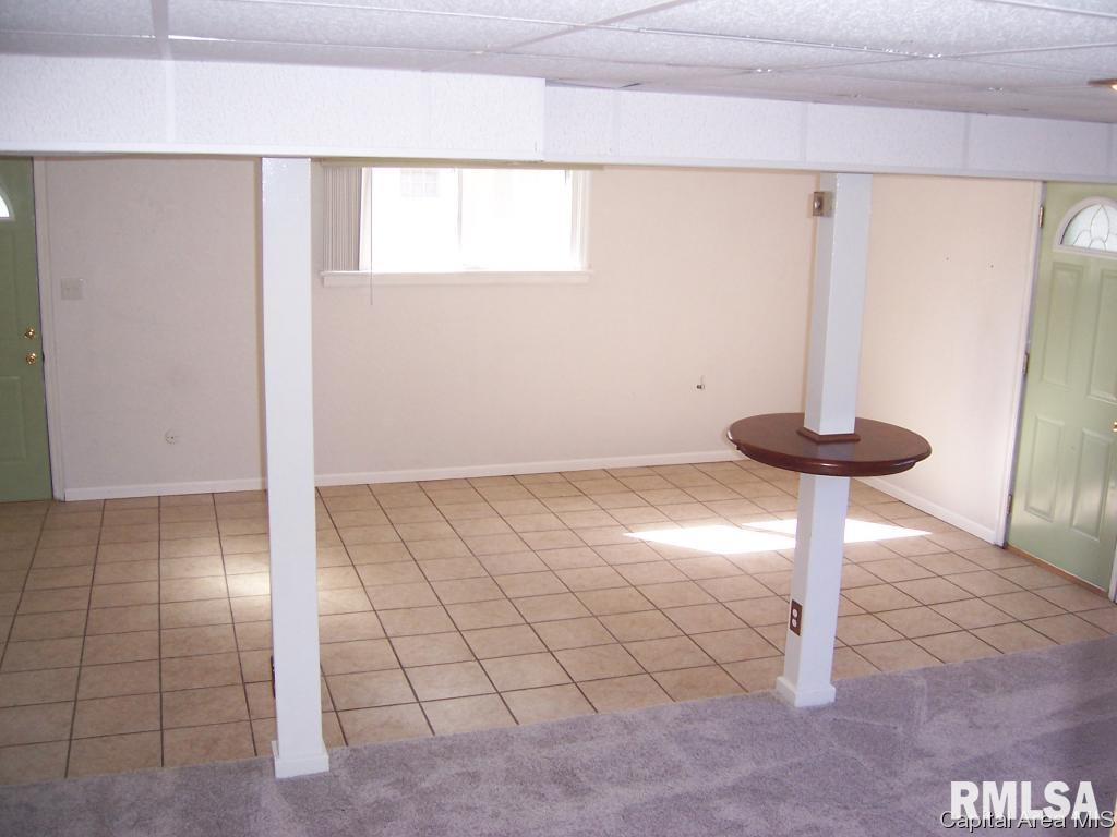 2113 Noble Avenue Springfield, IL 62704 - Photo 26 of 33 Gallery Image 26