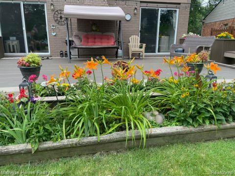 1901 Woodgate Drive Troy, MI 48083 - Photo 13 of 61