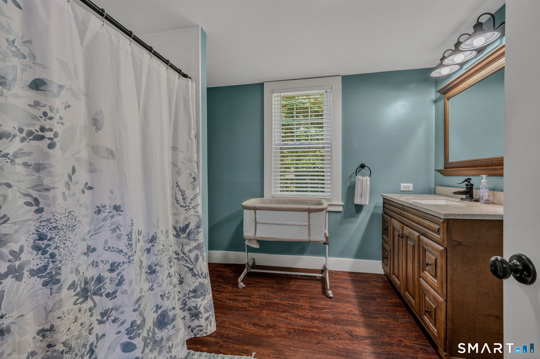 616 Murdock Avenue Meriden, CT 06450 - Photo 12 of 38