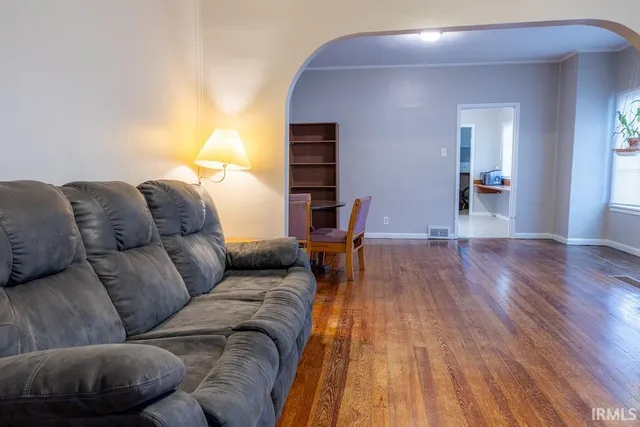 $99,500 | 1313 East St Clair Street, Vincennes, IN 47591