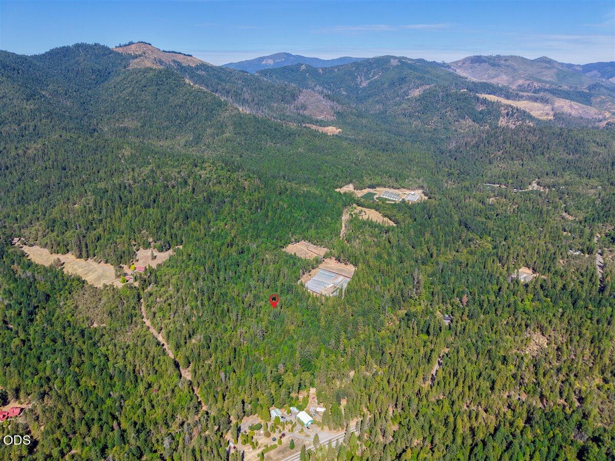 Pleasant Creek Road Rogue River, OR 97537 - Photo 2 of 12 Gallery Image 2