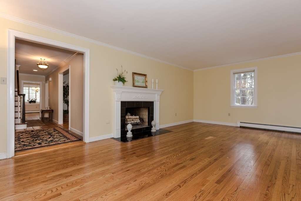 109 Bent Road Sudbury, MA 01776 - Photo 11 of 27 Gallery Image 11