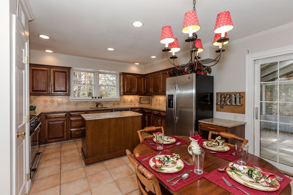 109 Bent Road Sudbury, MA 01776 - Photo 8 of 27 Gallery Image 8