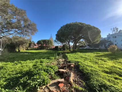 a view of a lake with houses