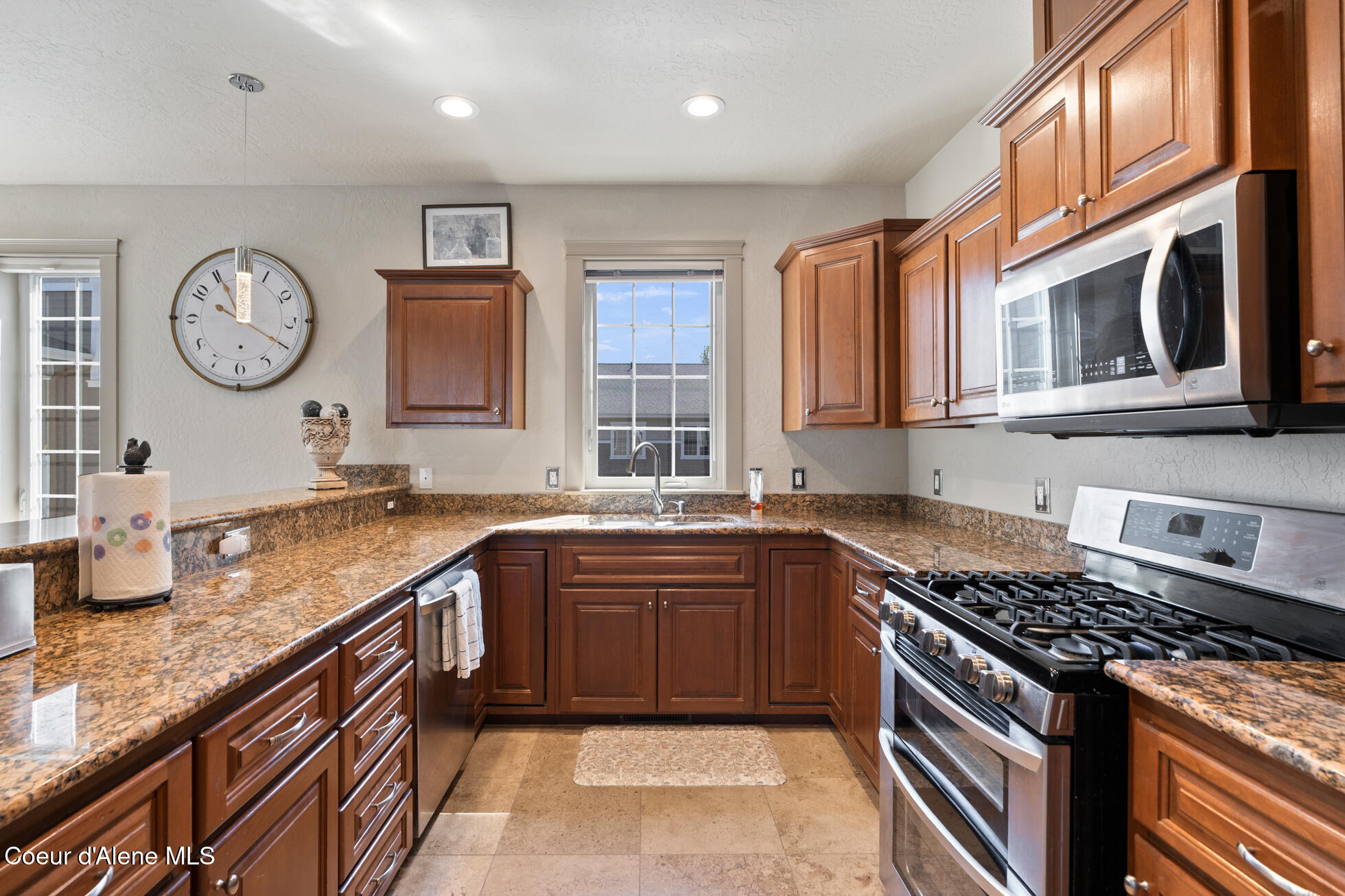 4445 Greenchain Loop, Unit 2 Coeur D'Alene, ID 83814 - Photo 11 of 35 Int 7