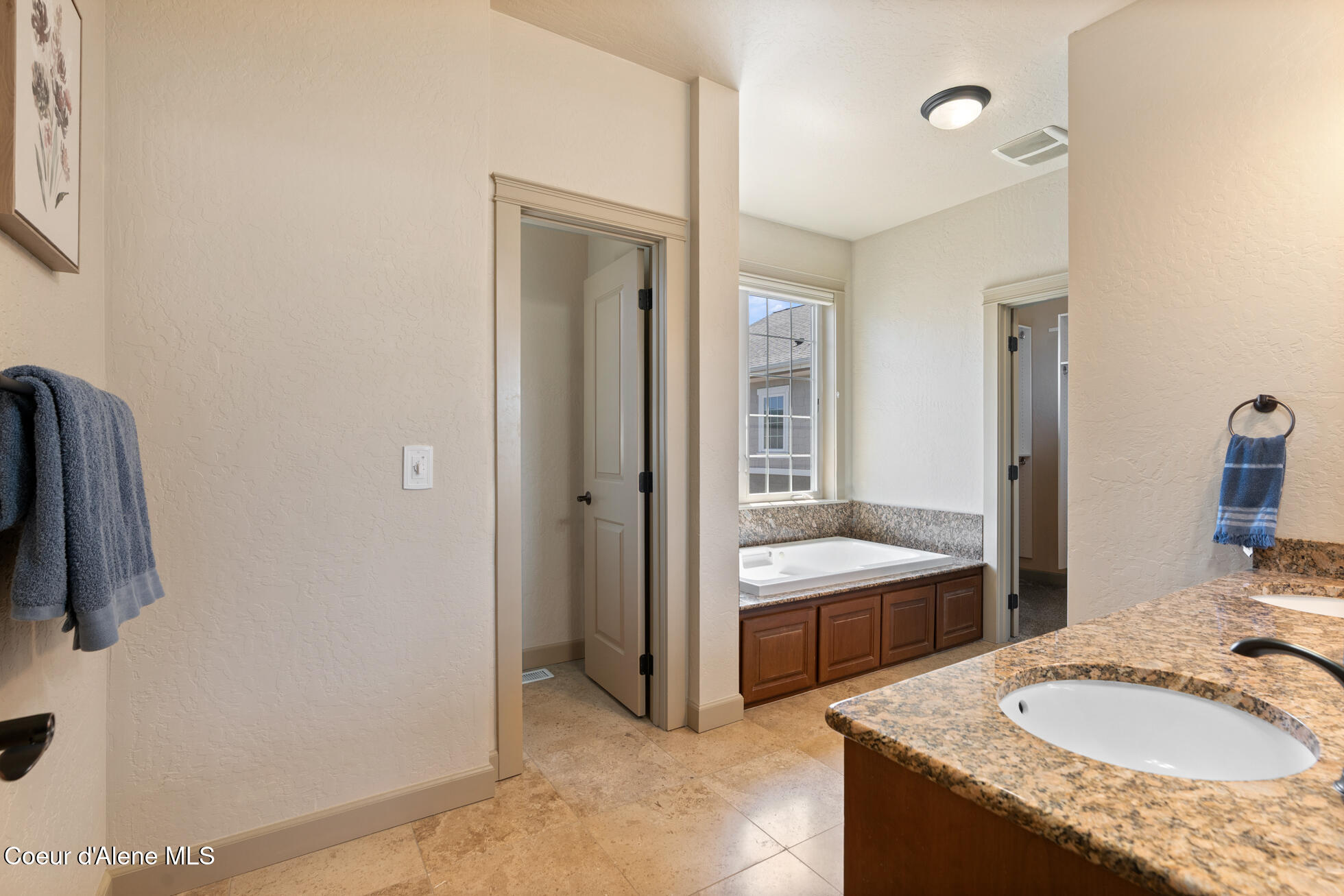 4445 Greenchain Loop, Unit 2 Coeur D'Alene, ID 83814 - Photo 21 of 35 Int 22