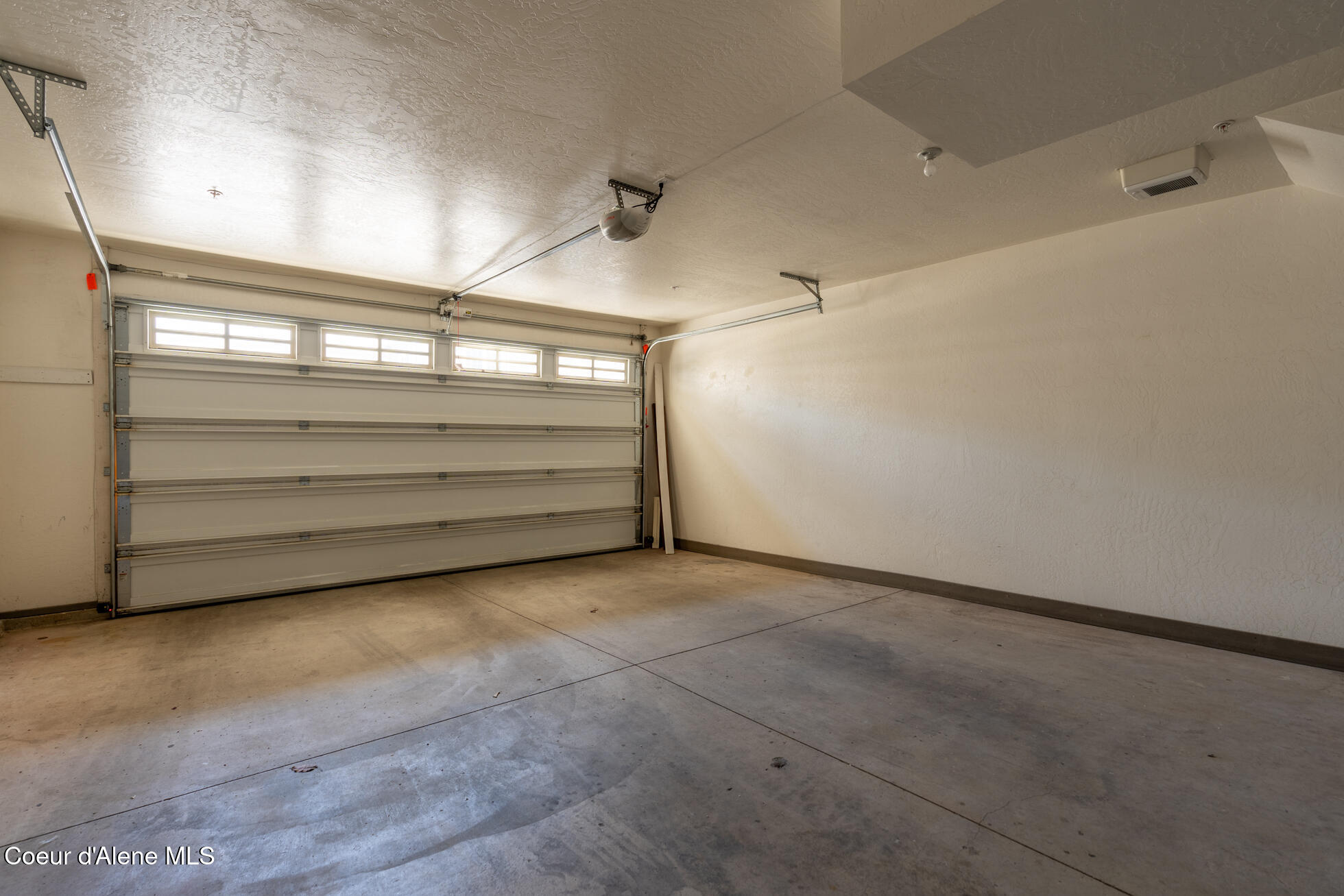 4445 Greenchain Loop, Unit 2 Coeur D'Alene, ID 83814 - Photo 29 of 35 Int 3