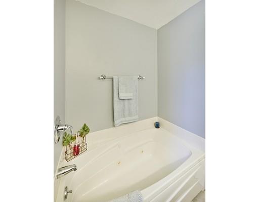 8 Red Maple Road Haverhill, MA 01832 - Photo 18 of 29