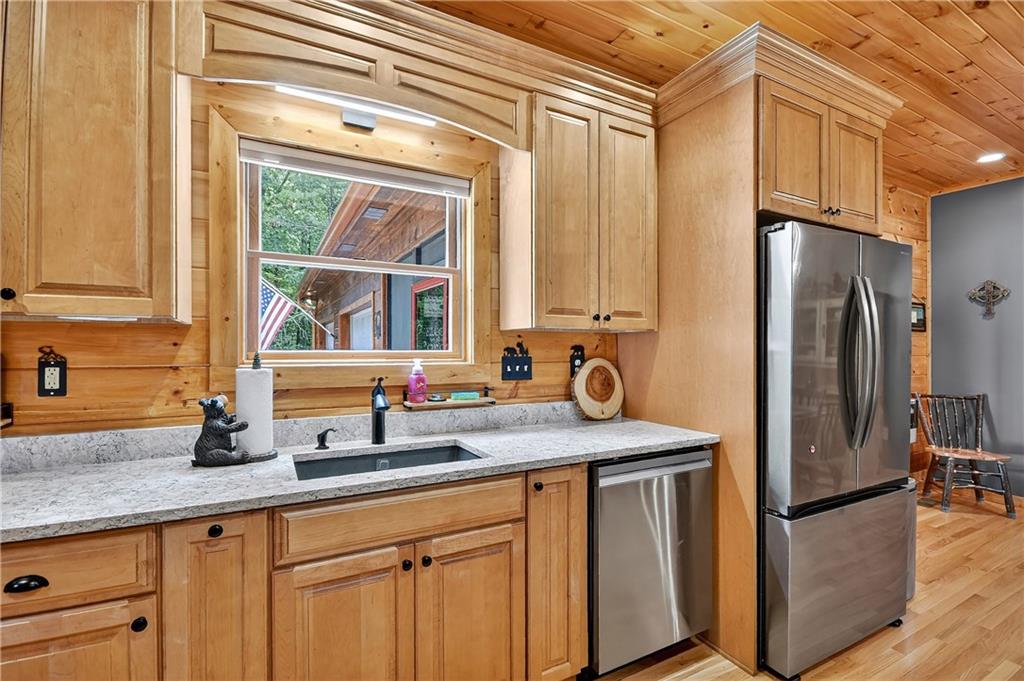 2587 Goose Island Road Ellijay, GA 30540 - Photo 24 of 55