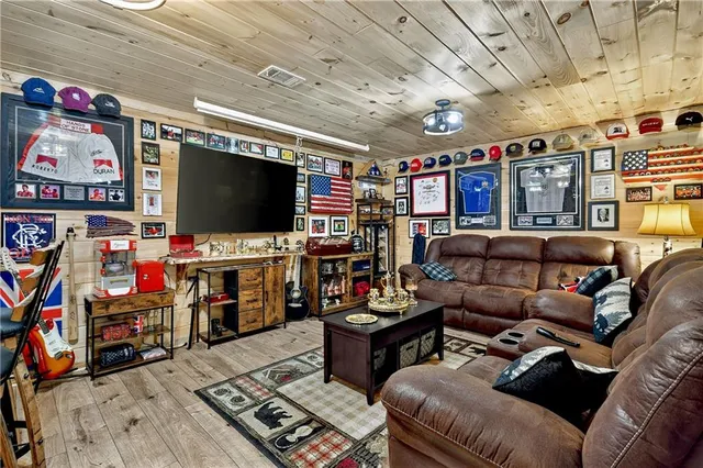 $799,000 | 2587 Goose Island Road, Ellijay, GA 30540