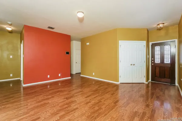 $1,750 | 5631 Arcadia Park, San Antonio, TX 78247