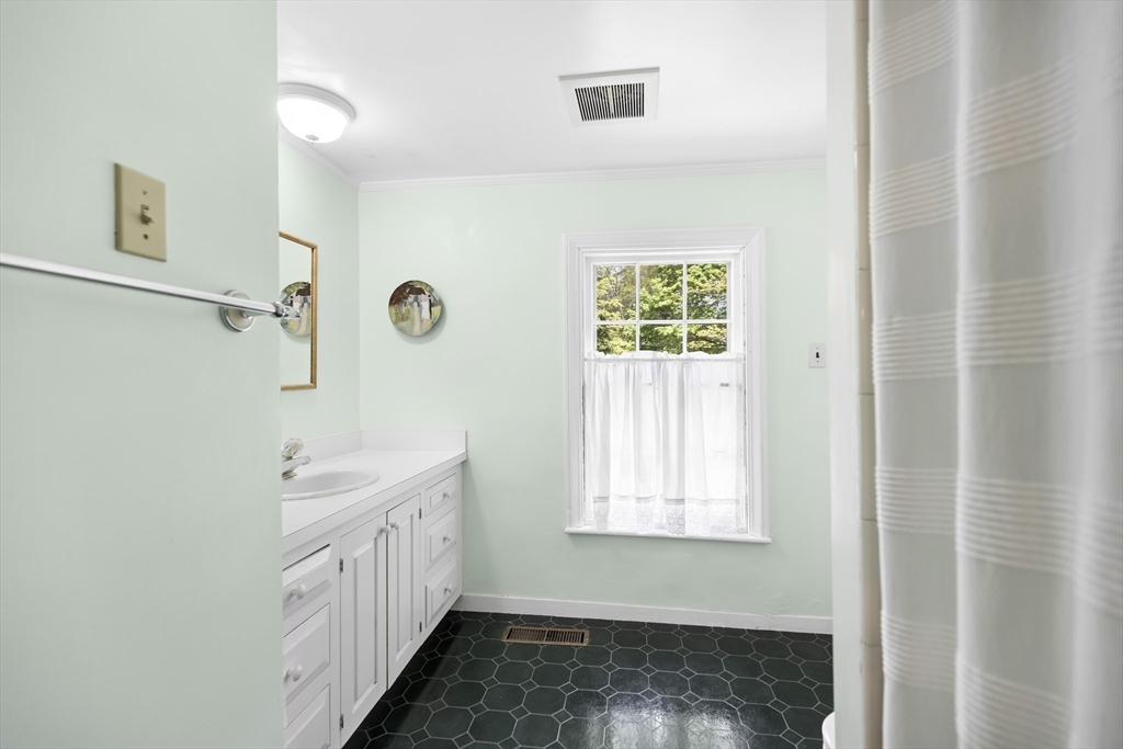 17 Highland Street Dedham, MA 02026 - Photo 22 of 42