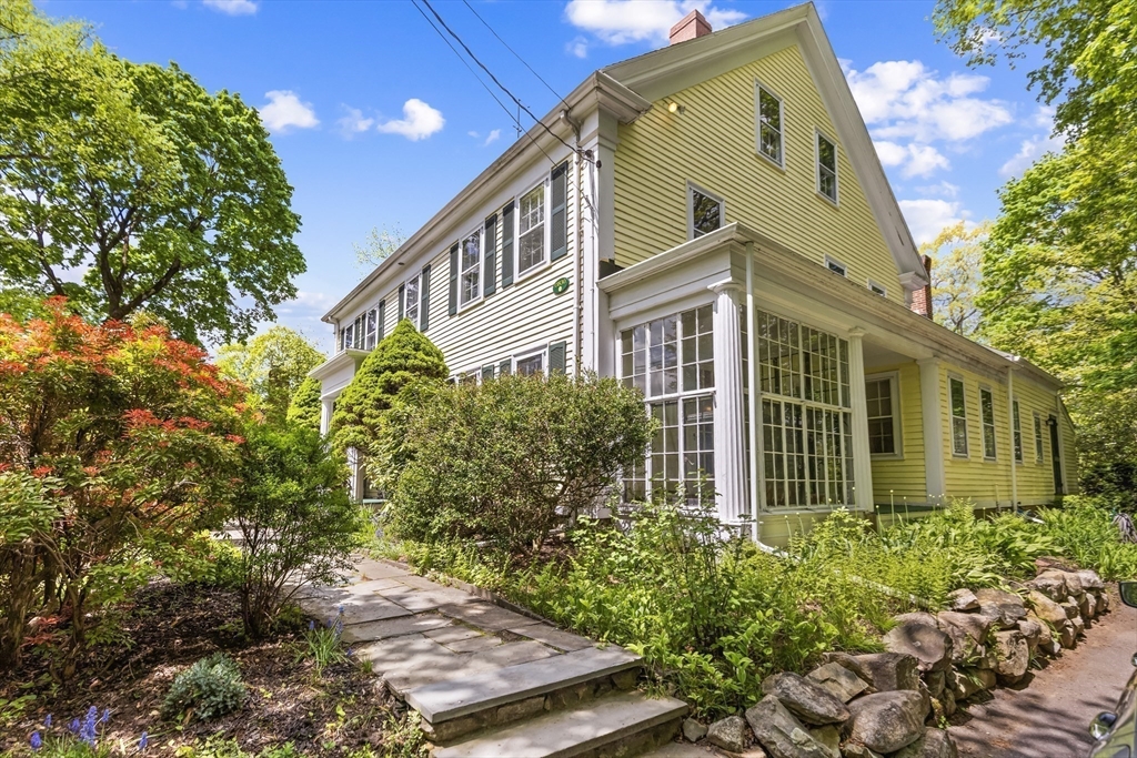 17 Highland Street Dedham, MA 02026 - Photo 29 of 42