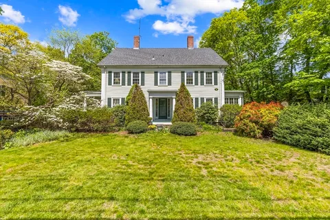 $1,625,000 | 17 Highland Street, Dedham, MA 02026