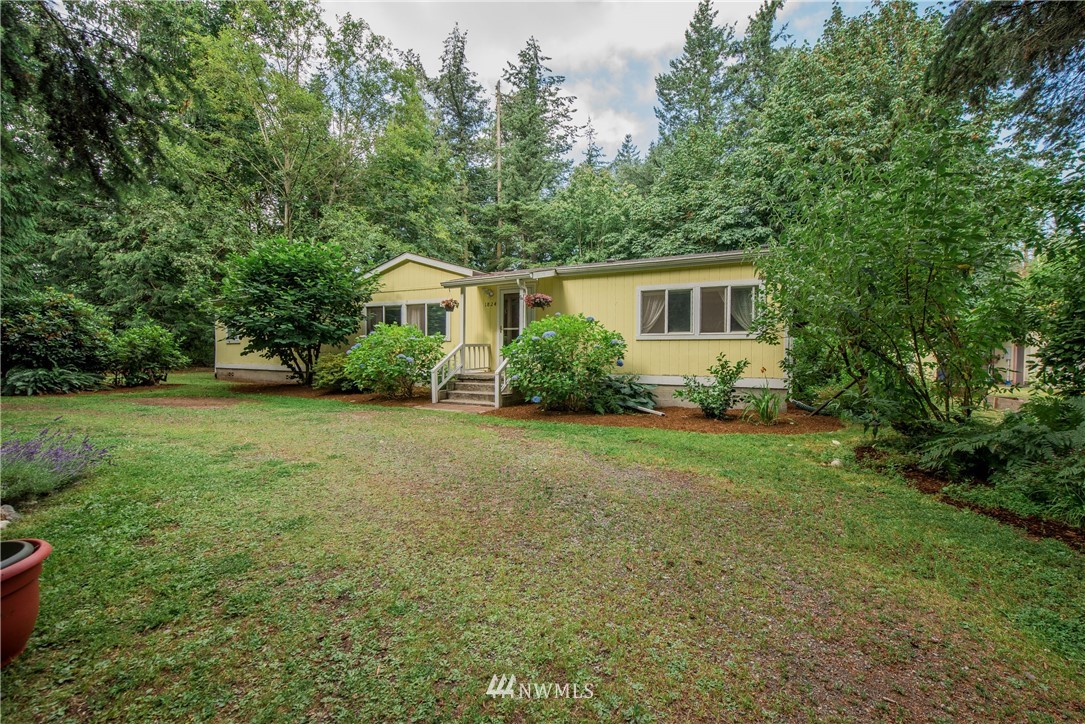 1824 East Pole Road Everson, WA 98247 - Photo 2 of 16