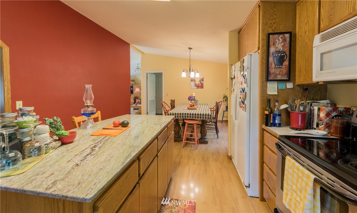 1824 East Pole Road Everson, WA 98247 - Photo 6 of 16