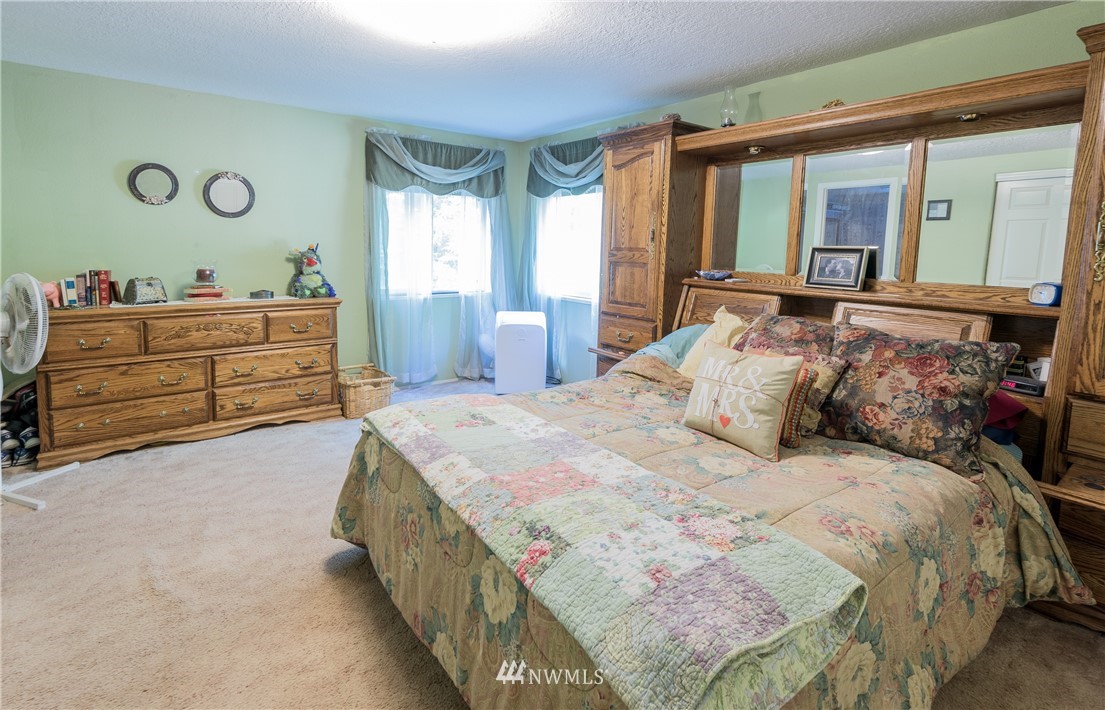 1824 East Pole Road Everson, WA 98247 - Photo 8 of 16