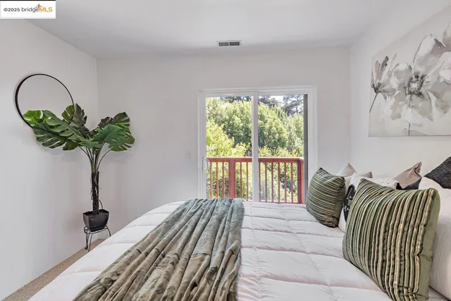 $1,199,000 | 6659 Exeter Drive, Oakland, CA 94611