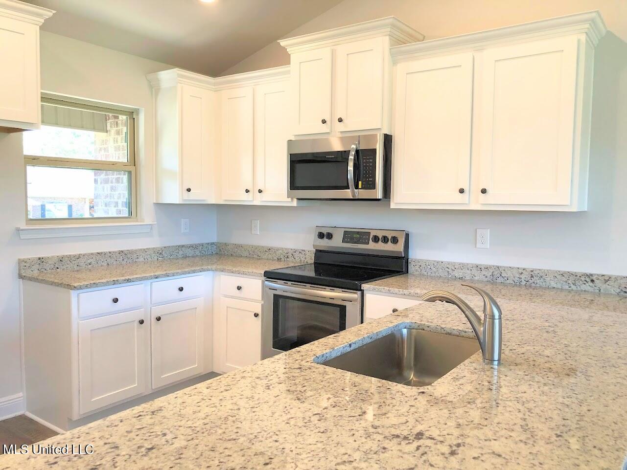 lot 63 kitchen