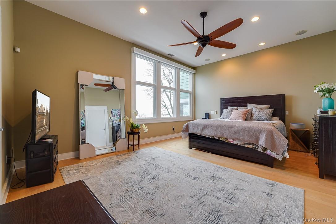 910 Rte 9W Nyack, NY 10960 - Photo 26 of 36 Master Bedroom